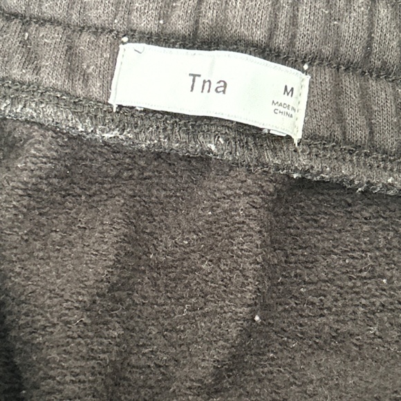 TNA Skirt - Picture 2 of 3